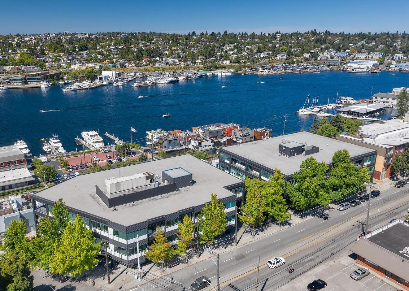 Vintage 3 Bedroom Home In Prime Eastlake Seattle With Private Parking Exterior photo